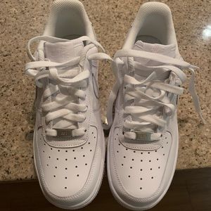 Nike Women’s Alr Force 1 ‘07 NIB
